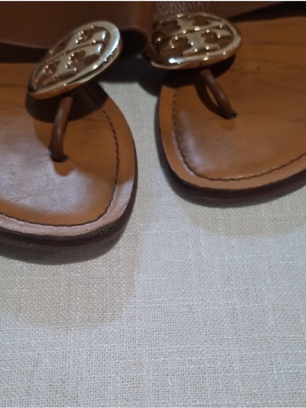 Tory Burch Cognac Leather Slide Sandals with Gold Emblem - Picture 9 of 10